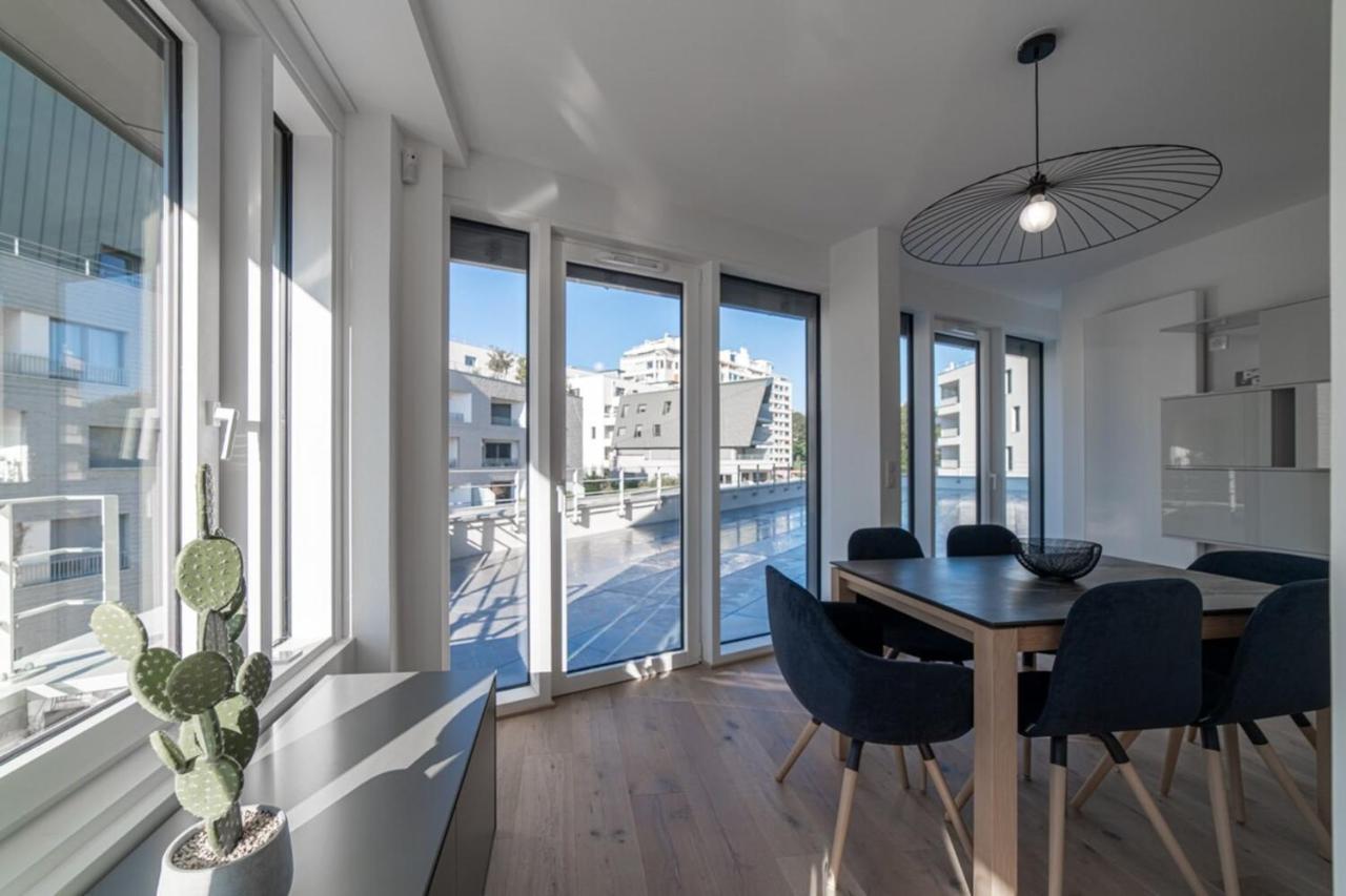 L'Estrade Appartement Annecy Bagian luar foto