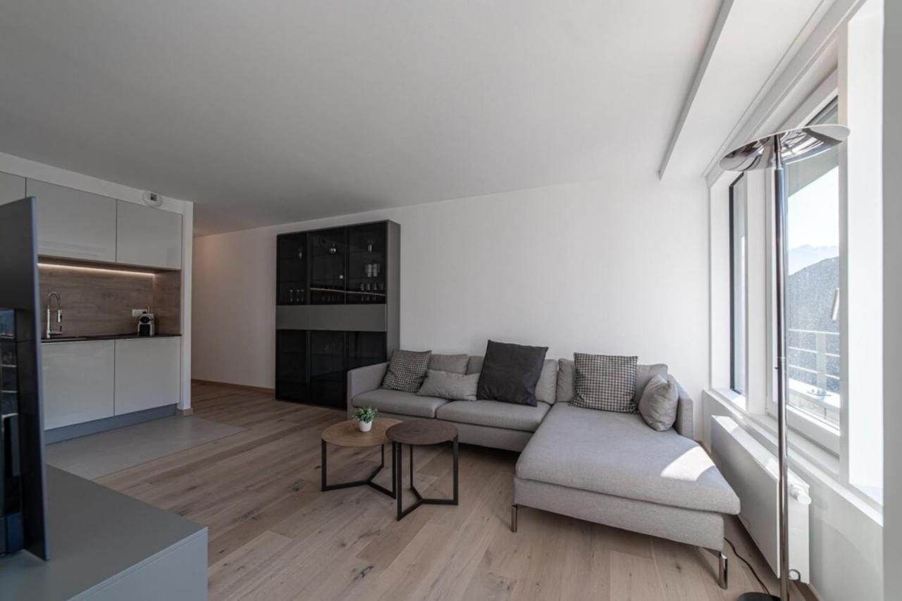 L'Estrade Appartement Annecy Bagian luar foto