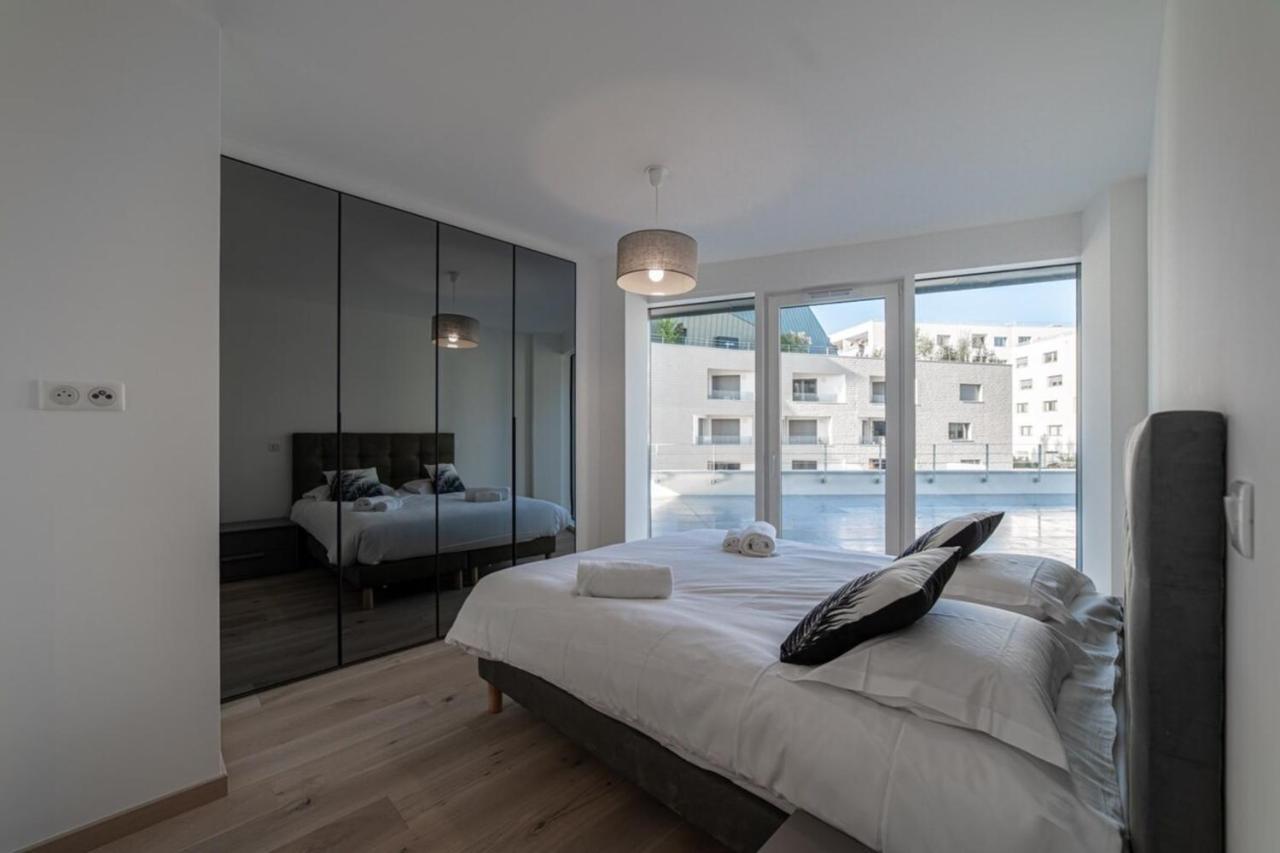 L'Estrade Appartement Annecy Bagian luar foto
